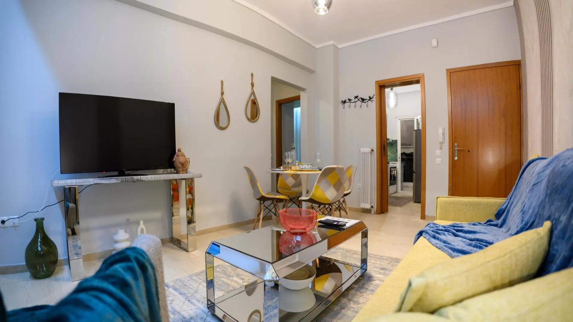 Serenity And 2 Bedroom Luxury In Kalamaria سالونيك