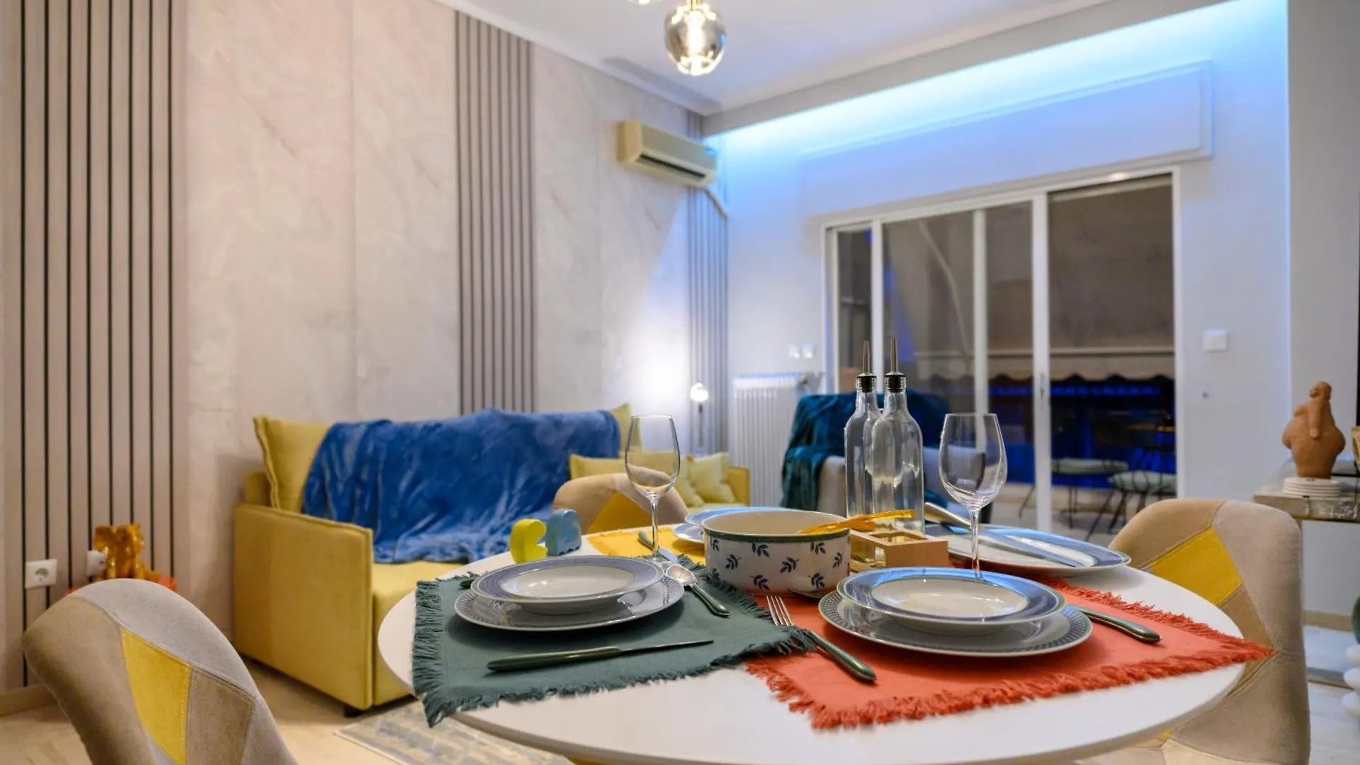 Serenity And 2 Bedroom Luxury In Kalamaria سالونيك شقة