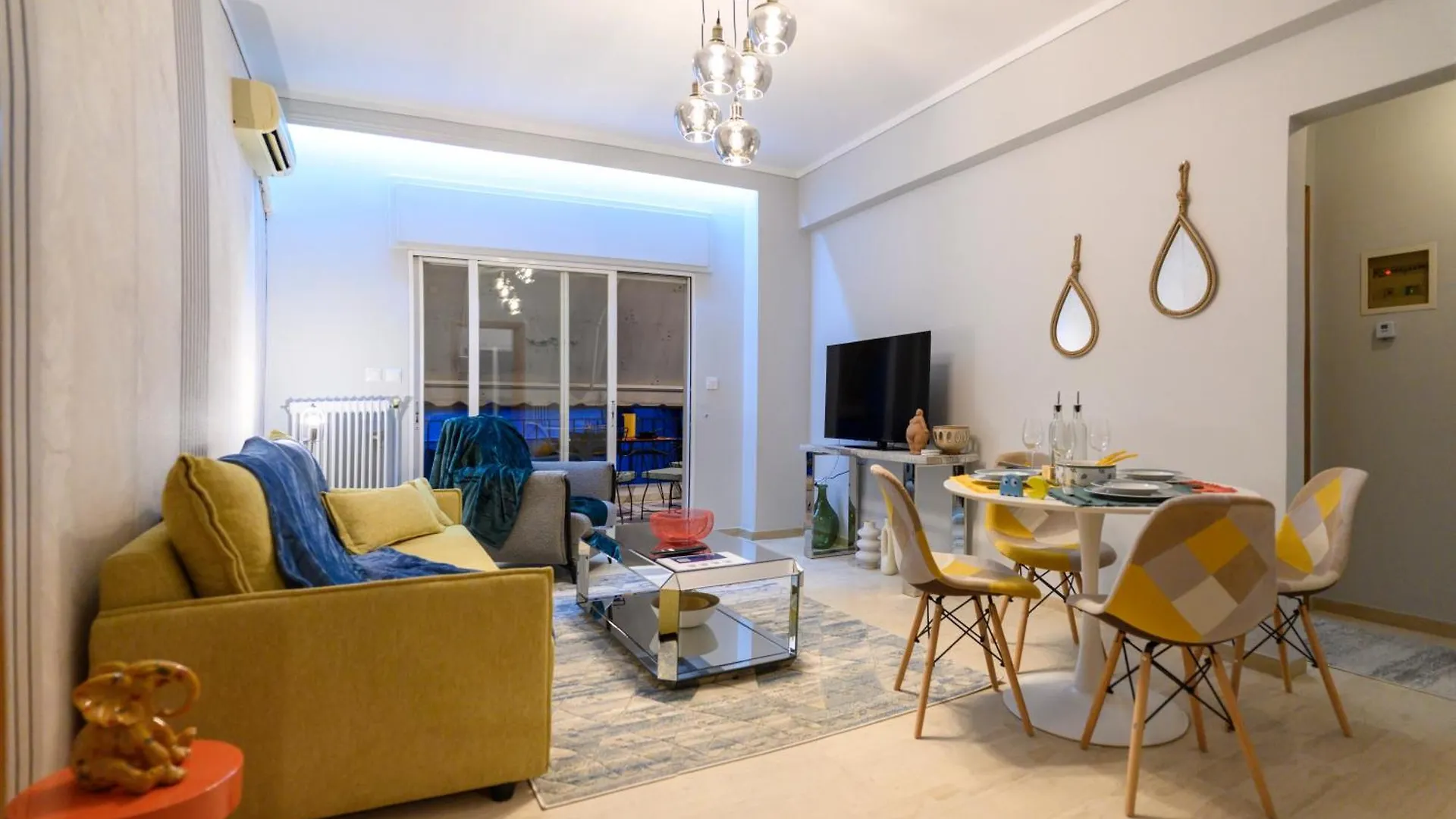 Serenity And 2 Bedroom Luxury In Kalamaria سالونيك